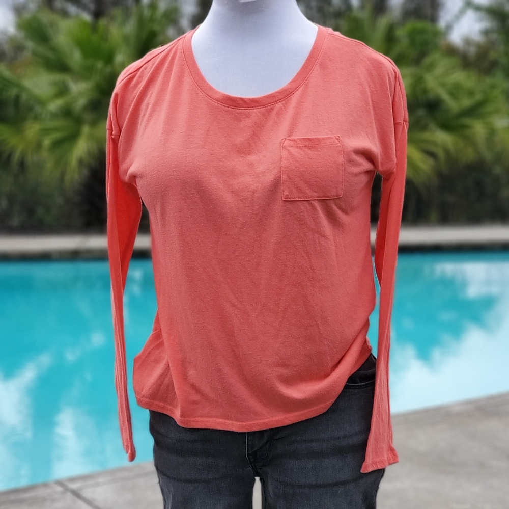Mudd long sleeve coral top w/ pocket sz Girls 14